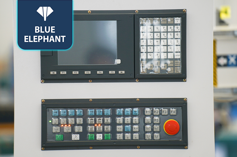 四軸門(mén)墻柜一體機(jī)