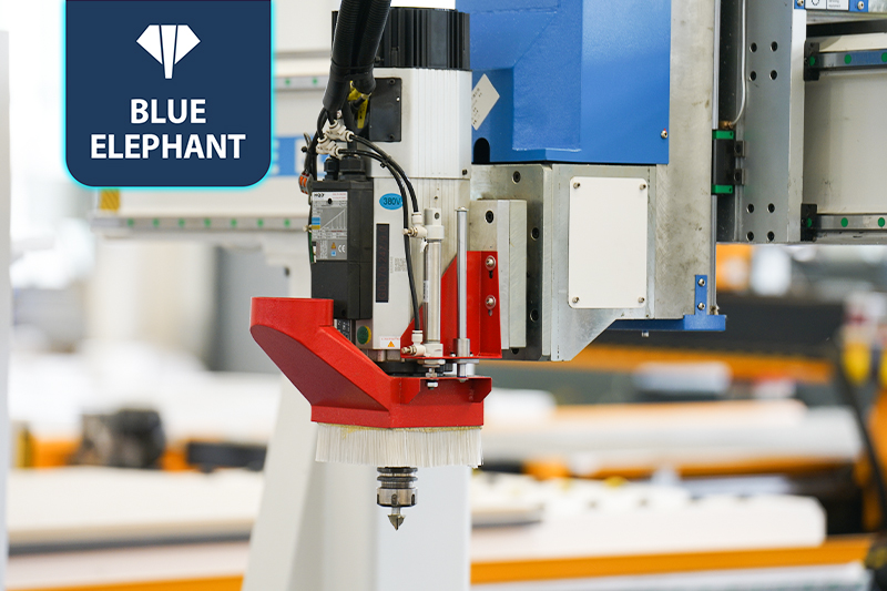 四軸門(mén)墻柜一體機(jī)