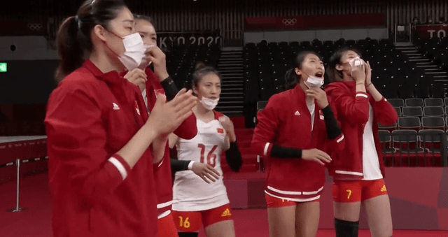 “盈”來轉(zhuǎn)運！中國女排終于迎來首局勝利，李盈瑩立大功